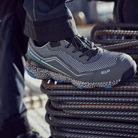 Sir Safety Footwear • JET LOW SNEAKERS 
MB3011B6 - Picture 5 of 8